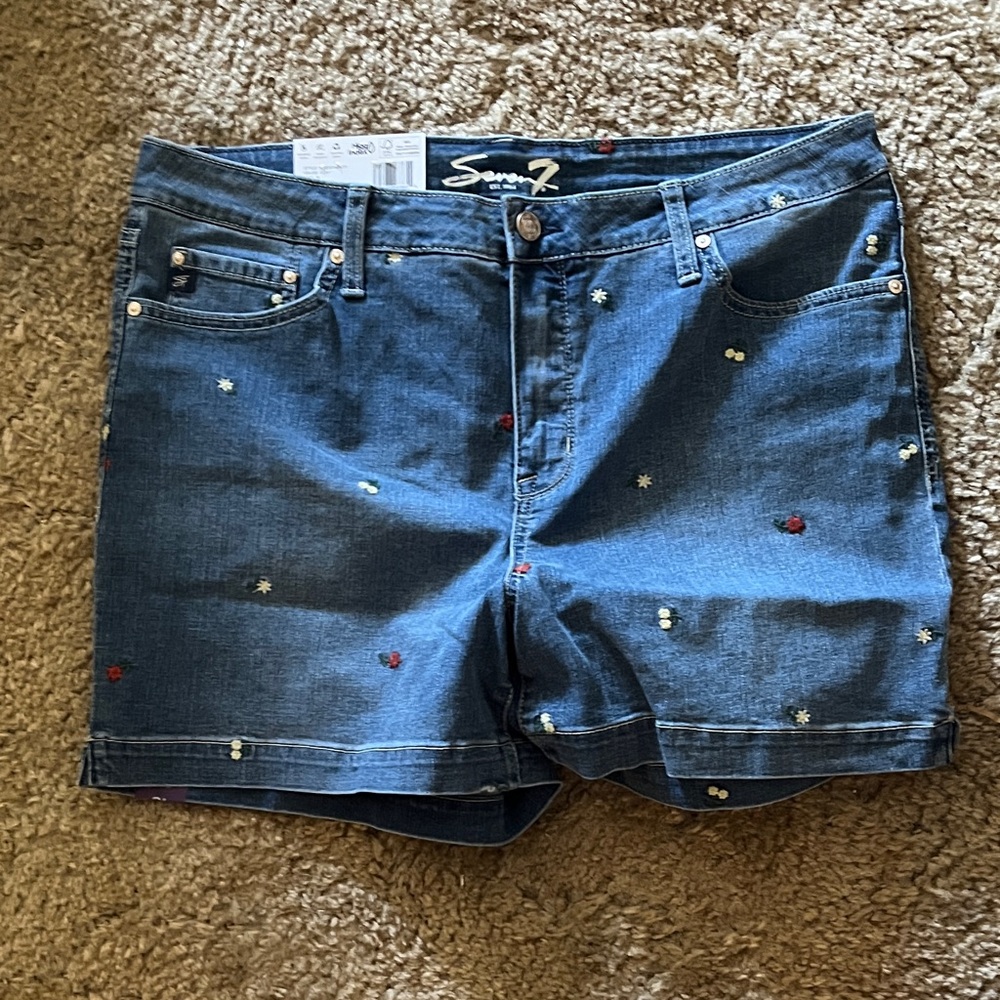 Seven7 Women's Blue Embroidered Jean Shorts